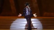 Michael Jackson em apresentação transmitia pela NBC em 25 de março de 1983 (Foto: reprodução/ YouTube)