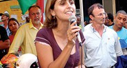 Manuela participa de ato contra a "Cláusula de Barreira", na esquina Democrática - Elson Sempé Pedroso