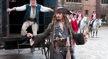 Johnny Depp em cena de <i>Piratas do Caribe: Navegando em Águas Misteriosas</i> - Divulgação