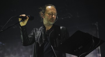 Thom Yorke, guitarrista e vocalista do Radiohead, durante show da banda no Camden Roundhouse, em Londres, em 2016 (Foto: KGC-138/AP)