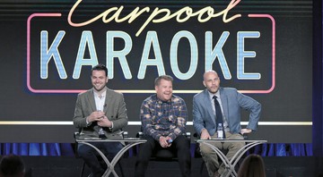 <b>Alto e bom som</b><br>
James Corden (<i>ao centro</i>) com Ben Winston e Eric Pankowski, da CBS TV, em um painel falando sobre o Carpool Karaoke – The Series, exclusivo para a Apple Music - Richard Shotwell/Invision/AP